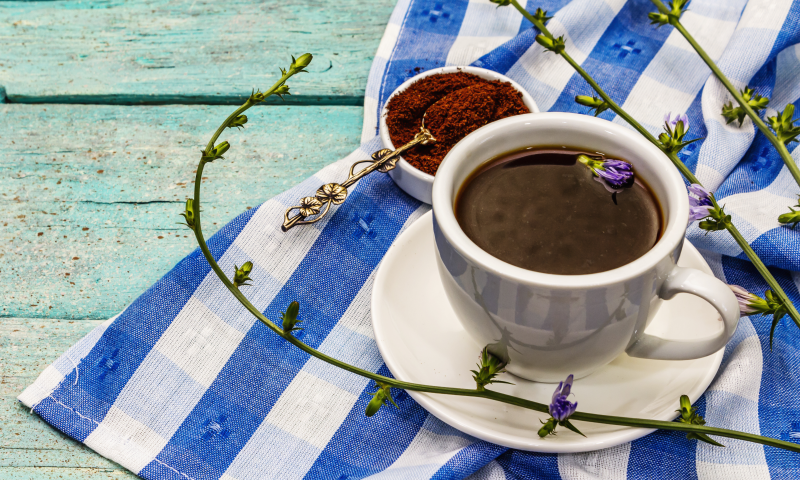 Le café d'orge, quelle est cette boisson naturelle qui remplace très bien le café 4 Boire une tasse de chicorée ou opter pour le café d'orge
